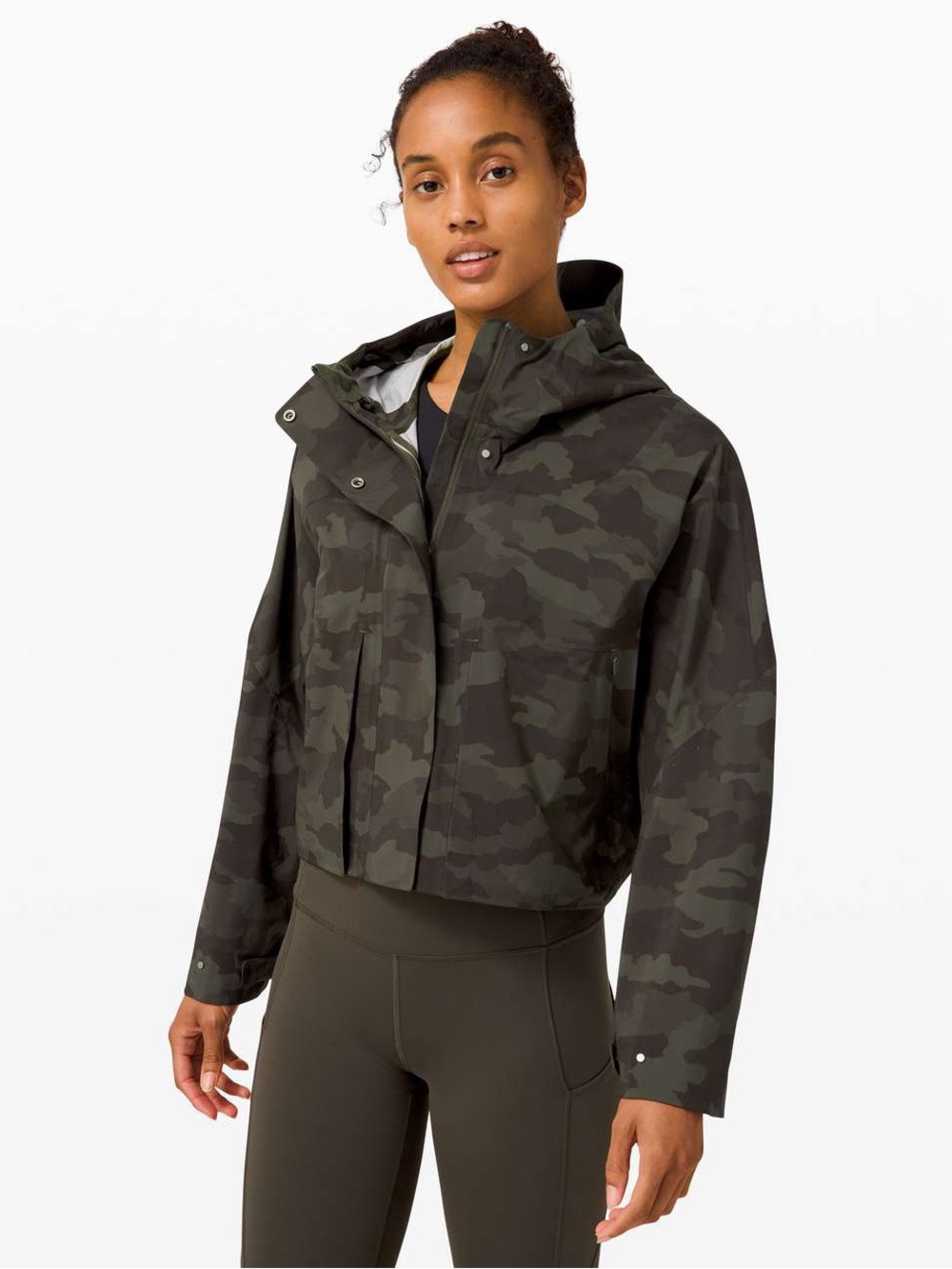 EUC✨ Lululemon Rain Chaser Jacket - Dark Olive Camo